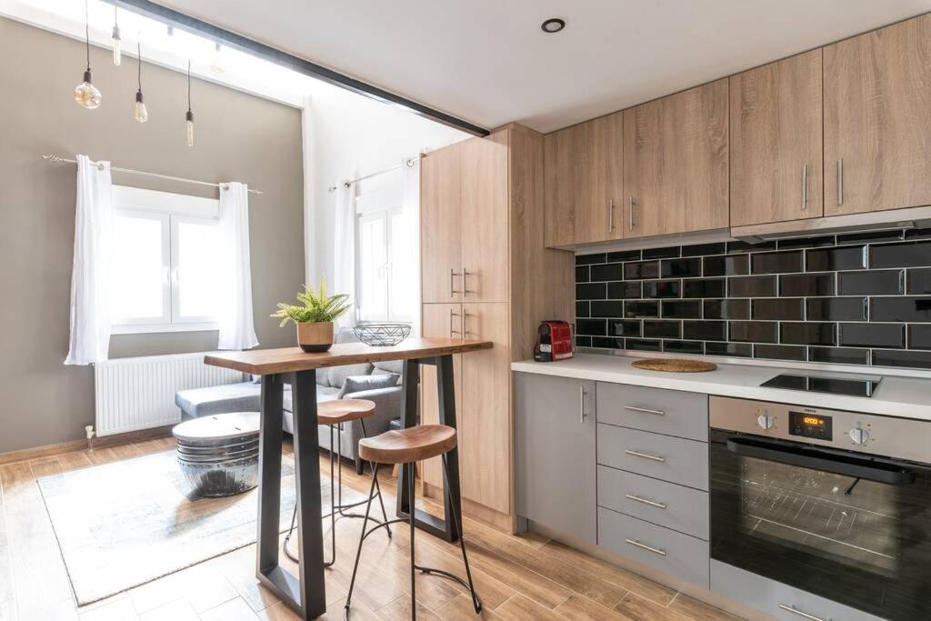 Industrial Loft Near Seaside W 200Mbps Lejlighed Thessaloníki Eksteriør billede